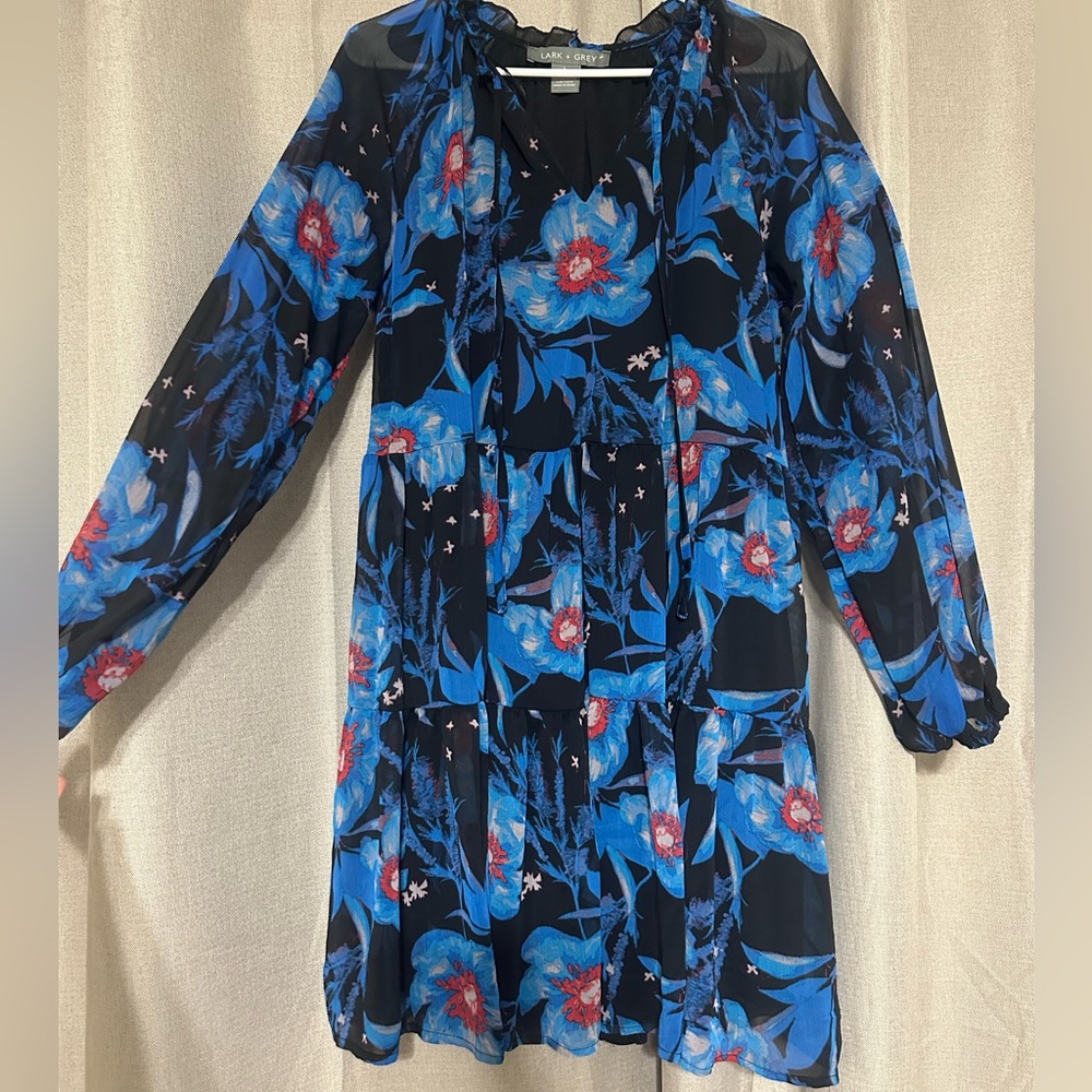 Blue and black floral dress longsleeve